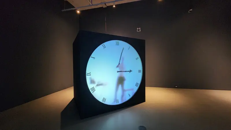 Maarten Baas<Real Time XL The Artist>, PODO MUSEUM